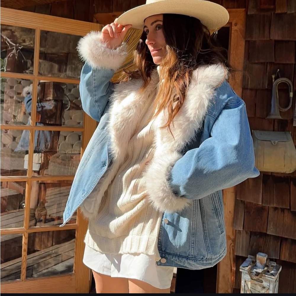 Women's Blue Denim Jacket with White Faux Fur Trim
